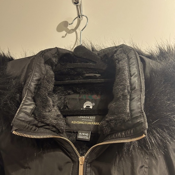 Stylish Winter Coat - Picture 3 of 5